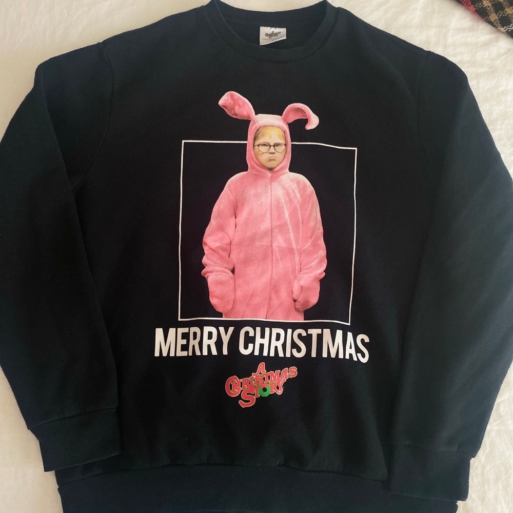Merry Christmas ya Filthy Animal! 🎁 Sweatshirt!